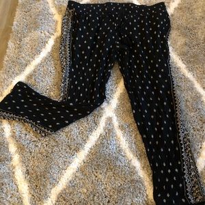 Draw-string tassel pants